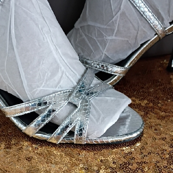 Franco Sarto Metallic Silver Strappy Kitten Heels - Picture 3 of 7